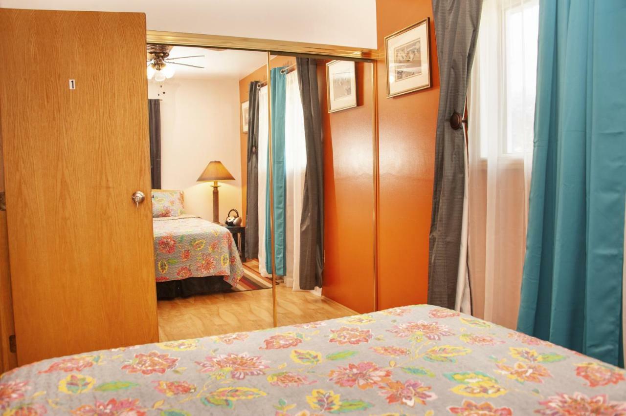 Tiga Bed And Breakfast Yellowknife Eksteriør billede